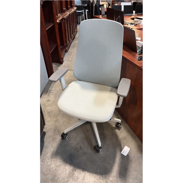 GRAY DEMETER MID-BACK CHAIR