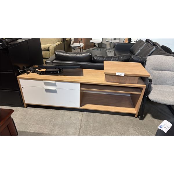 MAPLE/WHITE TEKNION CREDENZA D20" X W72" X H29" - LOCKED DRAWERS