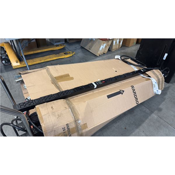 APC SCHNEIDER 6-BANK PDU