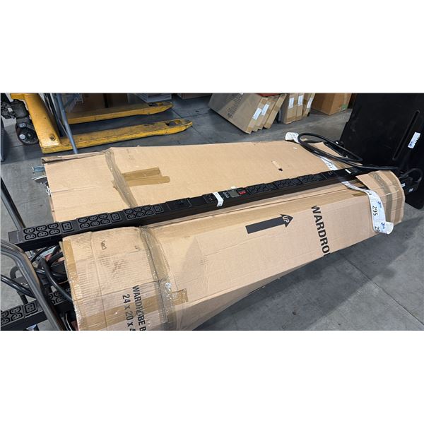 APC SCHNEIDER 6-BANK PDU