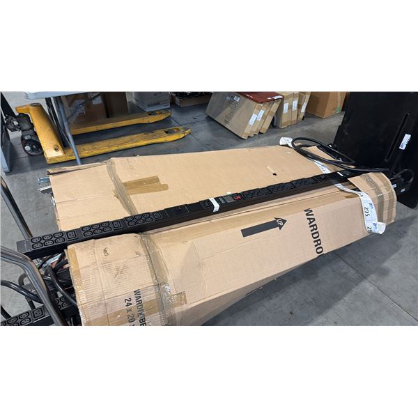 APC SCHNEIDER 6-BANK PDU