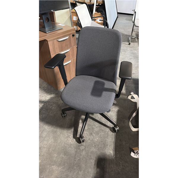CHARCOAL BLACK MID-BACK OFFICE CHAIR