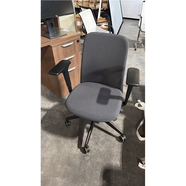 CHARCOAL BLACK MID-BACK OFFICE CHAIR