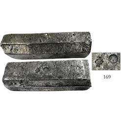 Neatly formed silver ingot, 1960 grams, about 98.5% fine, with stamps of the Zeeland chamber of the 