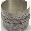 Image 2 : Old Pawn Navajo Ingot Cuff Bracelet Hand Stamped Sterling Silver 65g