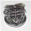 Image 6 : Navajo Kevin Yazzie Pueblo Cross Ring Size 8 Sand Cast Tufa Cast Sterling Silver