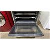 Image 3 : SMEG 30" WIDE STAINLESS STEEL FREE STANDING TRUE CONVECTION DUAL FUEL RANGE
