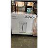 Image 4 : HOT WATER DISPENSER, SINGLE CUP GRIND & BREW COFFEE MAKER, FOOD DEHYDRATOR & MORE