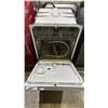 Image 2 : WHIRLPOOL BUILT IN DISHWASHER
