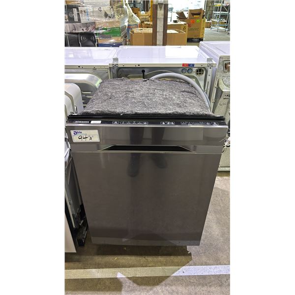 SAMSUNG BUILT IN DISHWASHER
