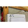 Image 5 : KENMORE STACKING WASHER & DRYER WITH PULL-OUT CLOTHES HANGER