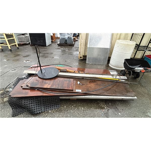 PALLET OF ASSORTED ITEMS INCLUDING; PLYWOOD, METAL TRANSITION, RUBBER MAT, METAL SIDING & MORE