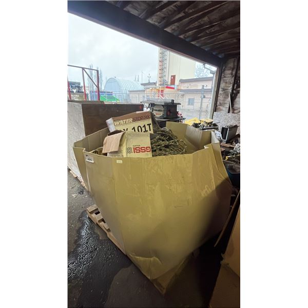 PALLET OF ASSORTED ITEMS INCLUDING; STRAPS, ROPE, WINDOW SEAL & MORE
