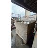 Image 1 : PALLET OF OVERHEAD LIGHTING