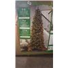 Image 2 : 9FT SLIM STYLE ARTIFICIAL CHRISTMAS TREE