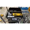 Image 1 : DEWALT DW682 PLATE JOINTER WITH HARD CASE