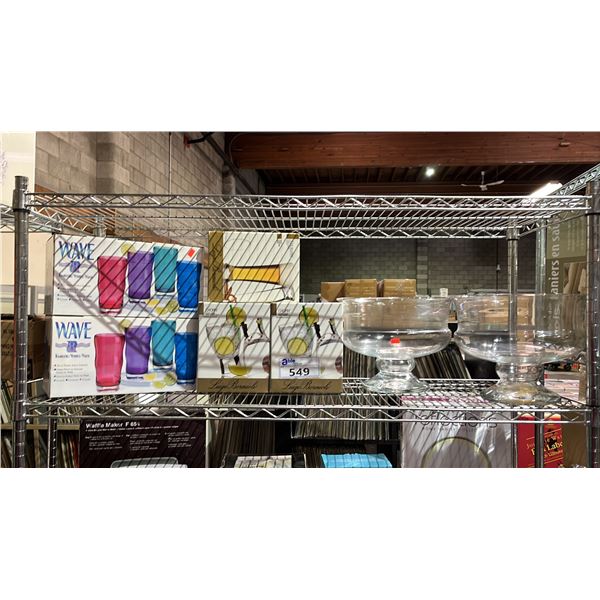 SHELF OF ASSORTED GLASSWARE INCLUDING; TUMBLERS, PILSNER GLASSES, VASES & MORE