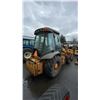 Image 4 : 2005 CASE 570MXT TURBO,  FRONT END LOADER, YELLOW, VIN JJG0301772,