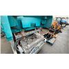 Image 6 : 2015 TENNANT INDUSTRIAL, UTILITY SWEEPER, BLUE, VIN S307122,