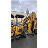 Image 3 : AGT INDUSTRIAL QK18R YELLOW GAS POWERED 13.5HP RUBBER TRACK MINI EXCAVATOR WITH ATTACHED