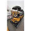 Image 2 : AGT INDUSTRIAL QK20R YELLOW GAS POWERED 23 HP RUBBER TRACK MINI EXCAVATOR WITH ATTACHED