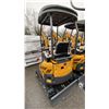 Image 4 : AGT INDUSTRIAL QK20R YELLOW GAS POWERED 23 HP RUBBER TRACK MINI EXCAVATOR WITH ATTACHED