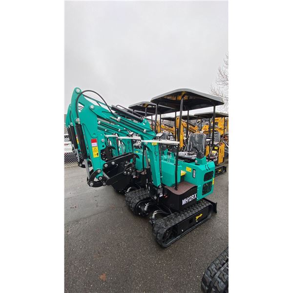 AGT INDUSTRIAL MH12RX TEAL GAS POWERED 13.5HP RUBBER TRACK MINI EXCAVATOR WITH ATTACHED