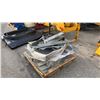 Image 2 : PALLET OF INDUSTRIAL CONSTRUCTION FENCING FEET