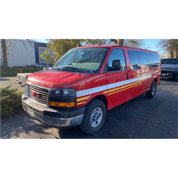 2012 GMC SAVANA, 12 PASS 3DR VAN, RED, VIN 1GJZ7ZFG8C1172103,