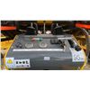 Image 5 : SDLANCH SDLL60 YELLOW GAS POWERED MINI STAND ON SKID STEER WITH 7" RUBBER TRACKS & TOOLBOX