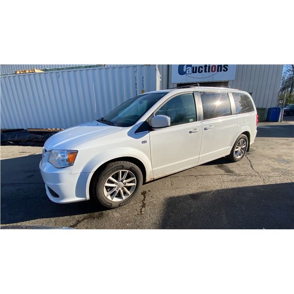 2019 DODGE GRAND CARAVAN, 4DRSW, WHITE, VIN 2C4RDGCGXKR806627,