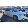 Image 4 : 2019 DODGE GRAND CARAVAN, 4DRSW, WHITE, VIN 2C4RDGCGXKR806627,