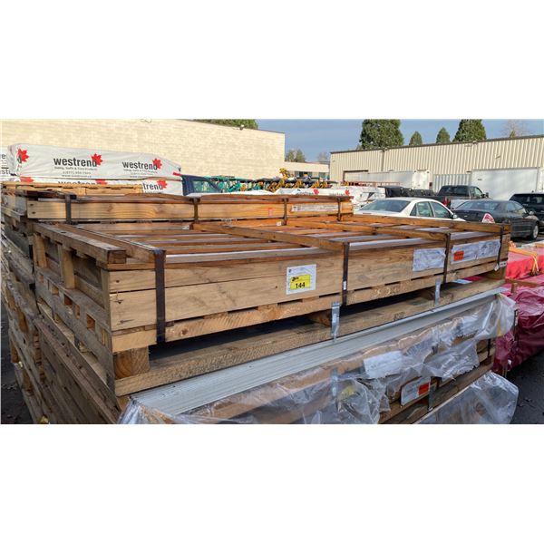 LIFT OF 49" X 96" ALUMINUM COMPOSITE MATERIAL PANELS APPROX 36-50 PCS