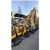 Image 4 : AGT INDUSTRIAL QK20R YELLOW GAS POWERED 23 HP RUBBER TRACK MINI EXCAVATOR WITH ATTACHED