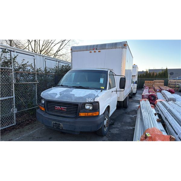 2003 GMC 2DR BOX TRUCK, WHITE, VIN 1GDJG31U431232467,