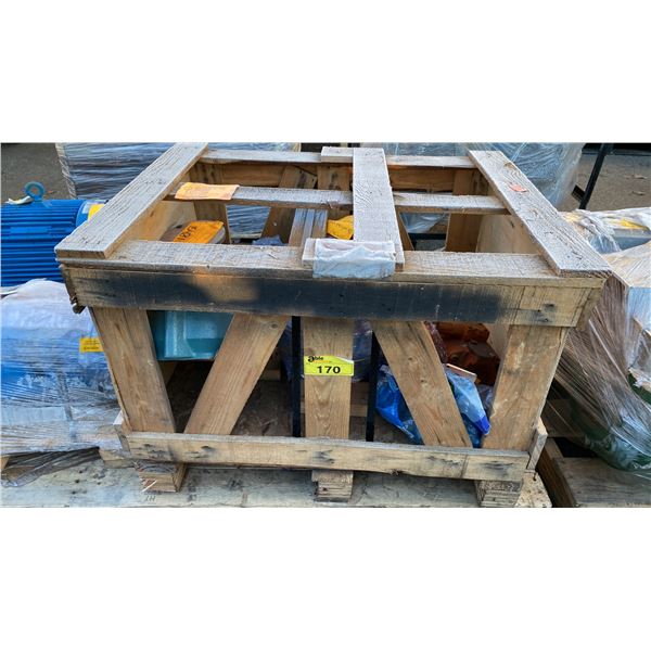 INDUSTRIAL DRIVE MOTOR, STEARNS SOLENOID, REDUCER GEAR & LARGE MACHINE COMPONENT ON PALLET