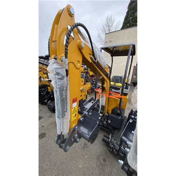 AGT INDUSTRIAL MX12RX YELLOW 13.5 HP GAS POWERED RUBBER TRACK MINI EXCAVATOR WITH ATTACHED