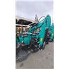 Image 4 : AGT INDUSTRIAL MH12RX TEAL GAS POWERED 13.5HP RUBBER TRACK MINI EXCAVATOR WITH ATTACHED