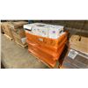 Image 2 : PALLET OF METROPOLITAN CERAMICS 6X6" TILES