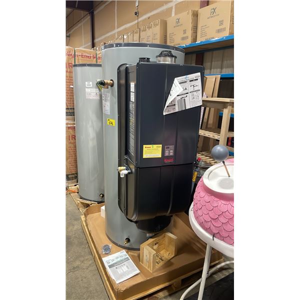 RINNAI CHS199100HN H-SERIES 119 GALLON 199,000 BTU COMMERCIAL HYBRID WATER HEATING SYSTEM