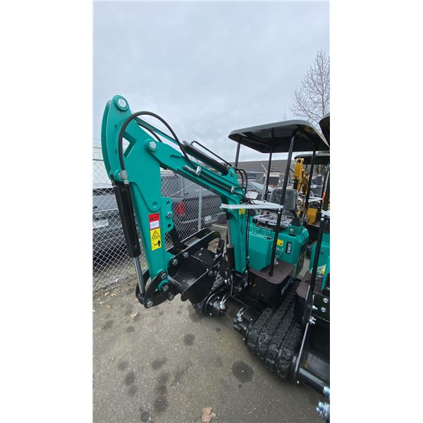 AGT INDUSTRIAL MH12RX TEAL GAS POWERED 13.5HP RUBBER TRACK MINI EXCAVATOR WITH ATTACHED