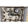 Image 4 : 2 ZURN Z825B1-XL-16F AQUASPEC COMMERCIAL SINGLE-HOLE GOOSENECK LABORATORY FAUCETS