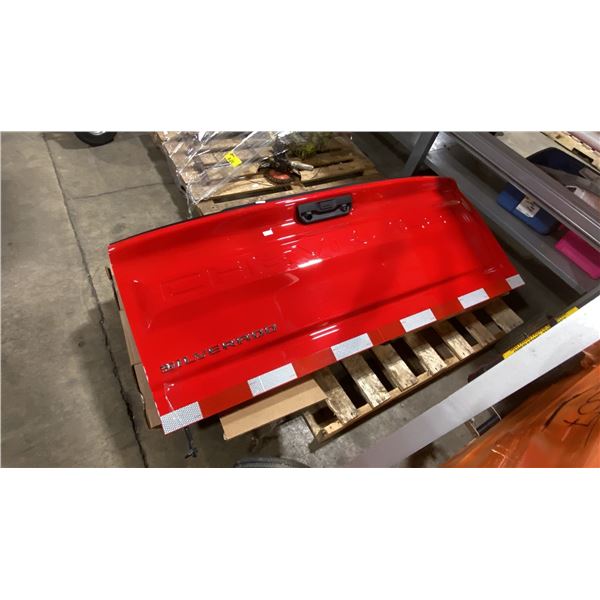 RED CHEVROLET SILVERADO TAILGATE