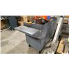 Image 3 : GREY 2 DOOR MOBILE WORKBENCH WITH 5 DRAWERS APPROX 69"L X 24"D X 38"H