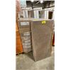 Image 2 : PALLET OF ARMSTRONG 870B COMMERCIAL CEILING TILES