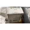 Image 4 : BOX OF ASSORTED COMMERCIAL PLUMBING PARTS & VALVES
