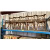 Image 2 : 5 DARKWOOD CROSSBACK COMMERCIAL SIDE CHAIRS