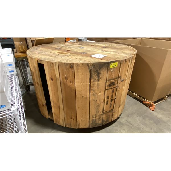 LARGE INDUSTRIAL REEL OF PROTOLON SMK-LWL 3' X 2' MEDIUM-VOLTAGE REELING CABLE