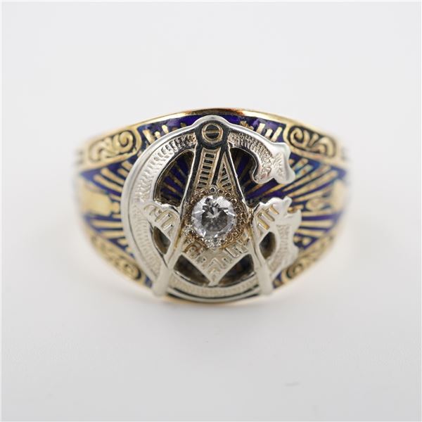 14K Gold Diamond and Enamel Past Master Masonic Ring