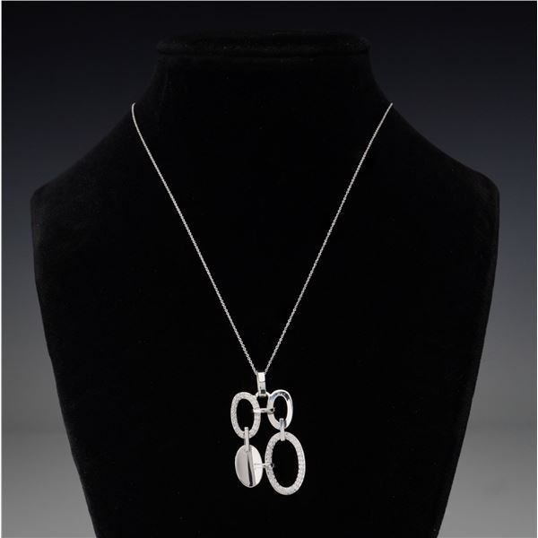 14K White Gold 0.40ctw Diamond Interlocking Oval Pendant Necklace